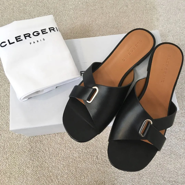 CLERGERIE クレジュリー フラットサンダル ベイクルーズ取扱66000円