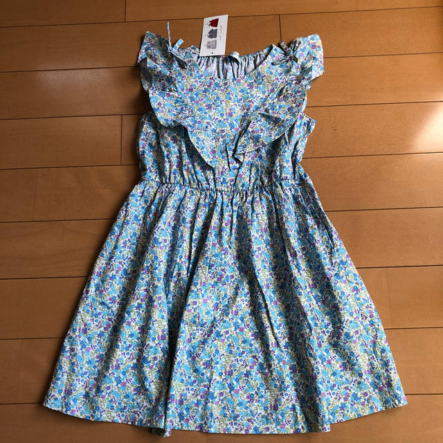 新品未使用　Lili Lundi ワンピース　130 キッズ/ベビー/マタニティのキッズ服女の子用(90cm~)(ワンピース)の商品写真