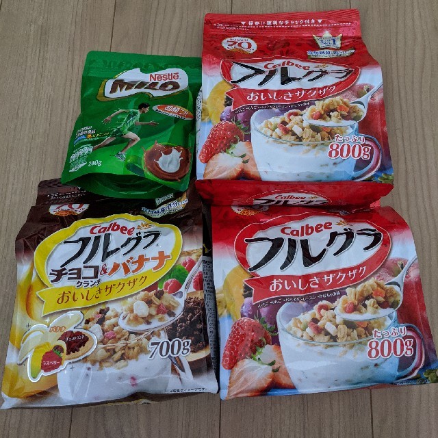 カルビー(カルビー)のフルグラ3袋 ミロ セット 食品/飲料/酒の食品(その他)の商品写真