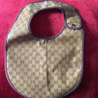 グッチ(Gucci)のGUCCI スタイ  美品(ベビースタイ/よだれかけ)