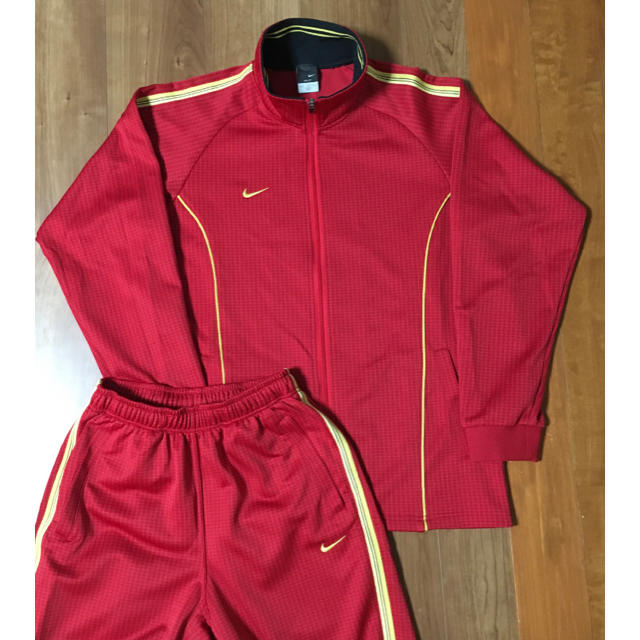 NIKE(ナイキ)のナイキ　ジャージ　上下　セットアップ　赤　ドライフィット メンズのトップス(ジャージ)の商品写真