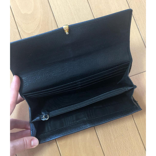 Saint Laurent - サンローラン👛長財布 黒の通販 by ★明日まで格安セール中★｜サンローランならラクマ