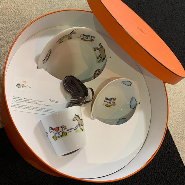 新品 HERMES エルメス ベビー 食器 ADADA ギフト 出産祝い