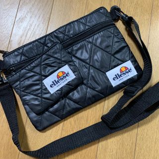 エレッセ(ellesse)のエレッセ　ellesse  サコッシュ(ショルダーバッグ)