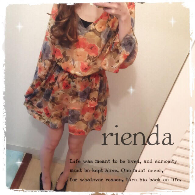 rienda(リエンダ)のrienda 花柄フレアワンピース レディースのワンピース(ミニワンピース)の商品写真