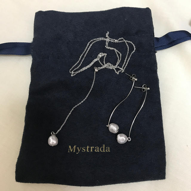 Mystrada(マイストラーダ)のマイストラーダ　ノベルティ　ピアス　ネックレス レディースのアクセサリー(ネックレス)の商品写真