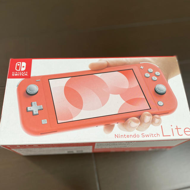 新品　Switch lite