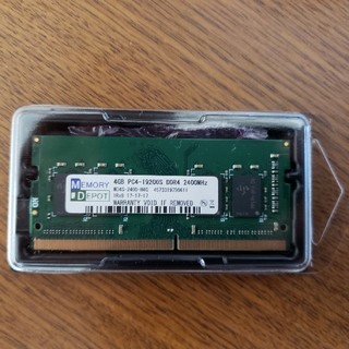 メモリー　4GB　DDR4(ノートPC)