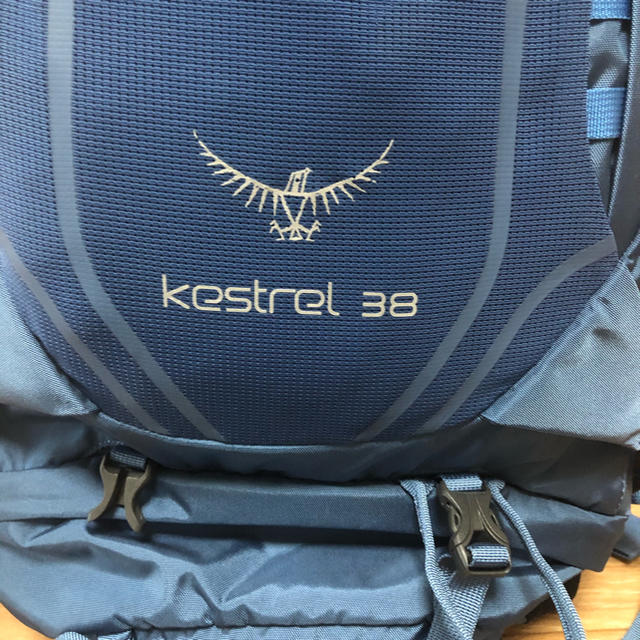 Osprey(オスプレイ)のOSPREY（オスプレー）Kestrel（ケストレル）38 スポーツ/アウトドアのアウトドア(登山用品)の商品写真