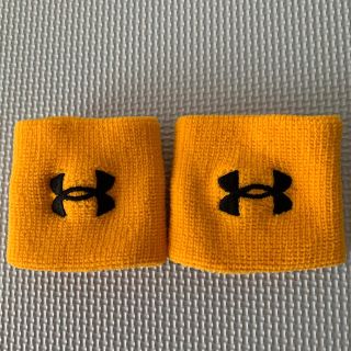 アンダーアーマー(UNDER ARMOUR)のお値下げ❣️アンダーアーマー　リストバンド　2個(バングル/リストバンド)