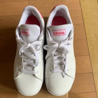 アディダス(adidas)のadidasスニーカー(スニーカー)