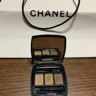 シャネル(CHANEL)のCHANEL LE SOUCIL DE CHANEL アイブロウパウダー(パウダーアイブロウ)