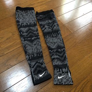 ナイキ(NIKE)のNIKE ナイキ　UVカットアームカバー(その他)