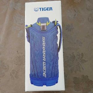 タイガー(TIGER)の新品！ タイガー サハラ ステンレス スポーツボトル 水筒 ブルー 1L(弁当用品)