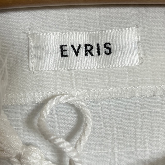 EVRIS(エヴリス)のEVRIS レディースのトップス(シャツ/ブラウス(長袖/七分))の商品写真