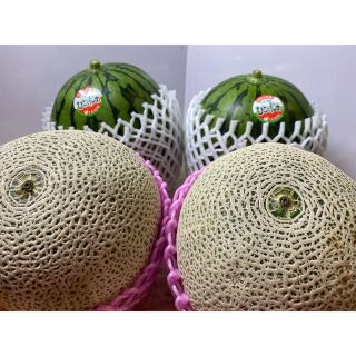 ひとりじめ西瓜🍉2玉　赤肉メロン🍈2玉　セット(フルーツ)