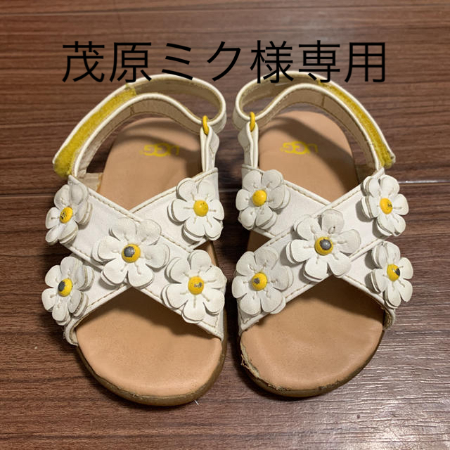 UGG(アグ)のUGG サンダル　14.5センチ キッズ/ベビー/マタニティのベビー靴/シューズ(~14cm)(サンダル)の商品写真