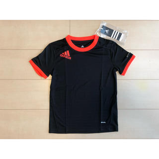 アディダス(adidas)のアディダス⭐️タグ付き新品　Tシャツ 130cm (Tシャツ/カットソー)
