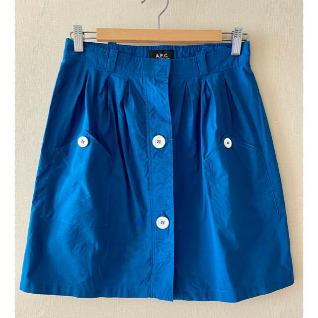 A.P.C(アーペーセー)のセール！APC 貝ボタン ポケット ブルー スカート S アーペーセー レディースのスカート(ひざ丈スカート)の商品写真