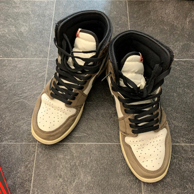 NIKE(ナイキ)のNIKE Travis Scott Jordan1 high 28cm メンズの靴/シューズ(スニーカー)の商品写真