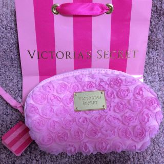 ヴィクトリアズシークレット(Victoria's Secret)のvictria'secretバラ柄レース(ポーチ)