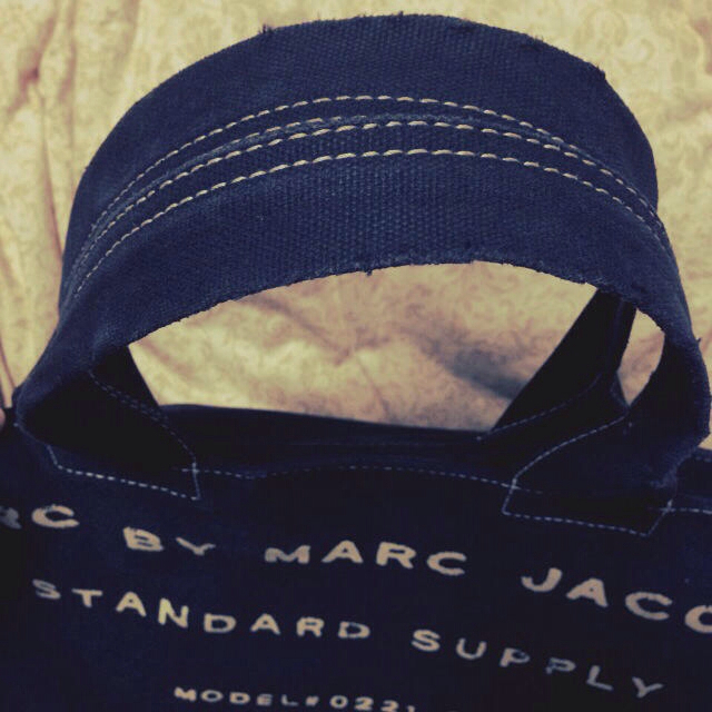 MARC JACOBS(マークジェイコブス)のマークバイ＊スタンダードサプライトート レディースのバッグ(トートバッグ)の商品写真