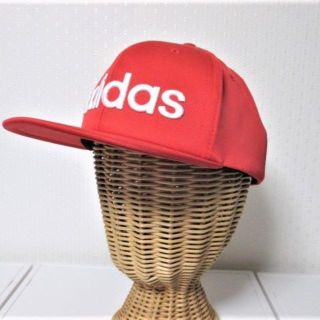 アディダス(adidas)の☆adidas アディダス ビッグロゴ キャップ 帽子/フリーサイズ/赤☆新品(キャップ)