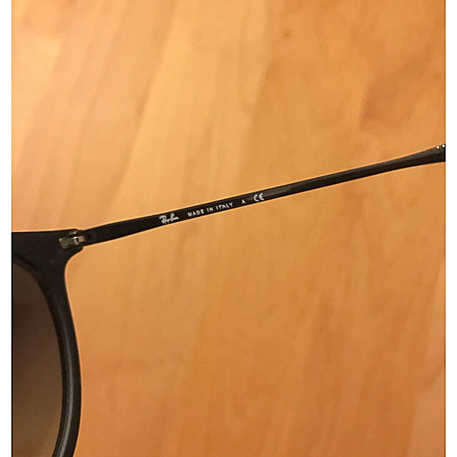 BEAUTY&YOUTH UNITED ARROWS(ビューティアンドユースユナイテッドアローズ)のRay Ban  レイバン　サングラス  眼鏡　ブラック　ユニセックス　美品 レディースのファッション小物(サングラス/メガネ)の商品写真