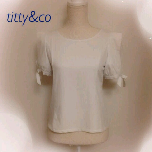 titty&co(ティティアンドコー)のtitty&co♡トップス♡ホワイト レディースのトップス(シャツ/ブラウス(半袖/袖なし))の商品写真