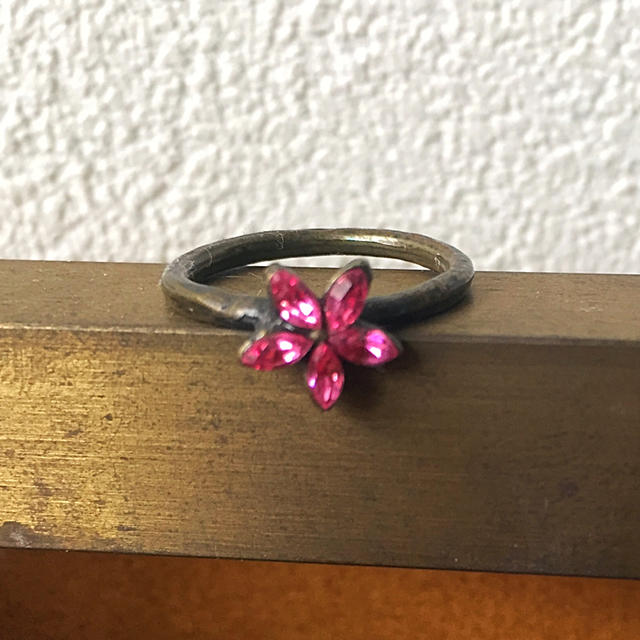 リング お花 レディースのアクセサリー(リング(指輪))の商品写真