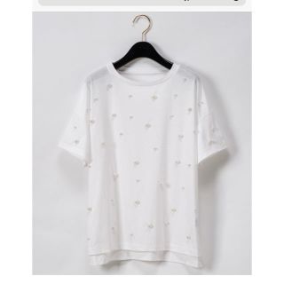 グレースコンチネンタル(GRACE CONTINENTAL)のGRACE CONTINENTAL 新品タグ付きパールTシャツ(Tシャツ(半袖/袖なし))