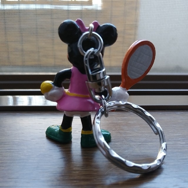 ミニーマウス　キーホルダー エンタメ/ホビーのおもちゃ/ぬいぐるみ(キャラクターグッズ)の商品写真