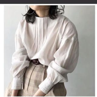 トゥデイフル(TODAYFUL)の本日限定　タックブラウス(シャツ/ブラウス(長袖/七分))
