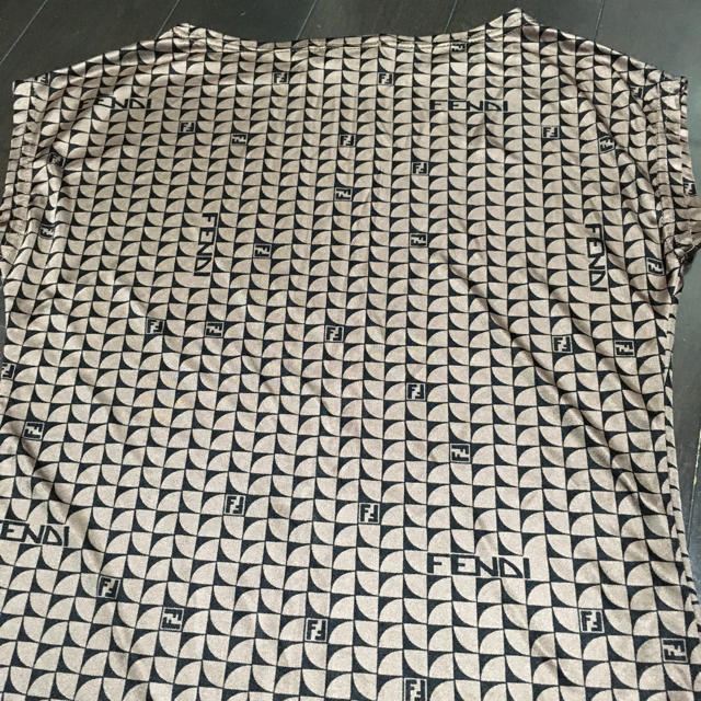 FENDI(フェンディ)のFENDIカットソー レディースのトップス(カットソー(半袖/袖なし))の商品写真