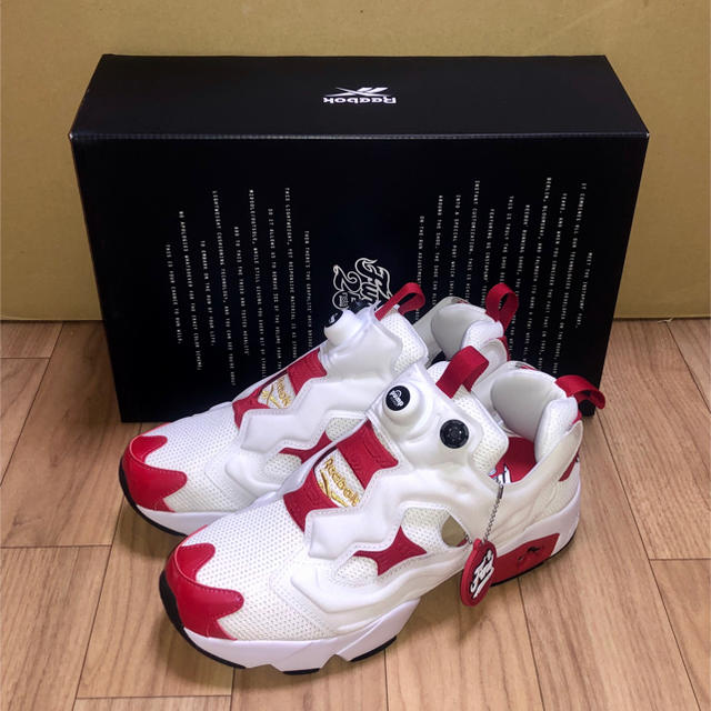 Reebok(リーボック)の新品 REEBOK PUMP FURY OG 27cm アイバーソン 白 赤 黒 メンズの靴/シューズ(スニーカー)の商品写真