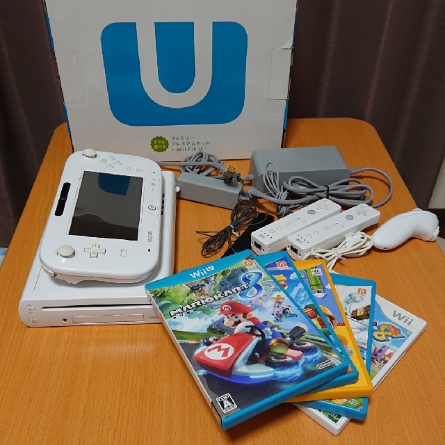 ワールド Wii U - Wii U 本体セット(ソフト5本)の通販 by てら's shop ...