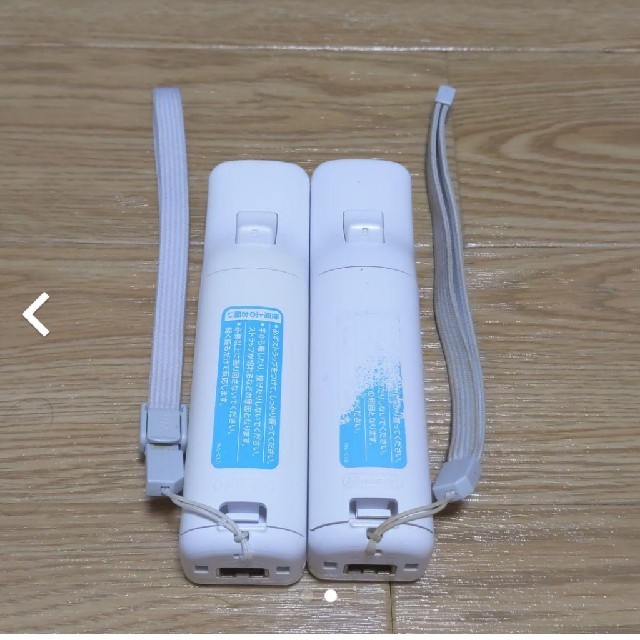 Wii(ウィー)のWii リモコン ホワイト　ジャンク品 エンタメ/ホビーのゲームソフト/ゲーム機本体(家庭用ゲーム機本体)の商品写真