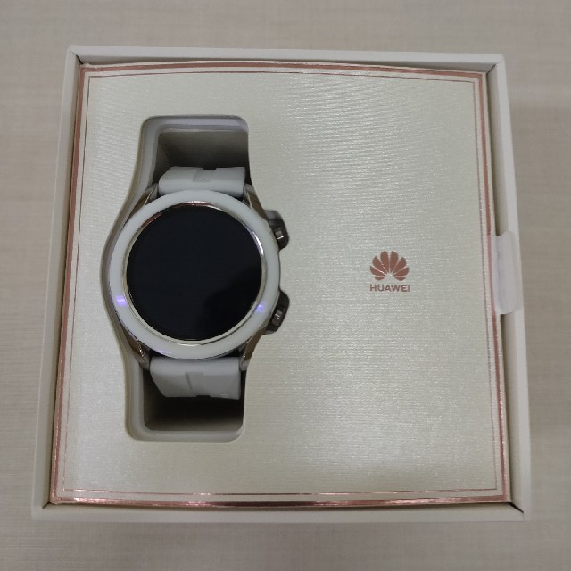 Huawei お値打ち価格で WatchGT 【当店限定販売】 42mm