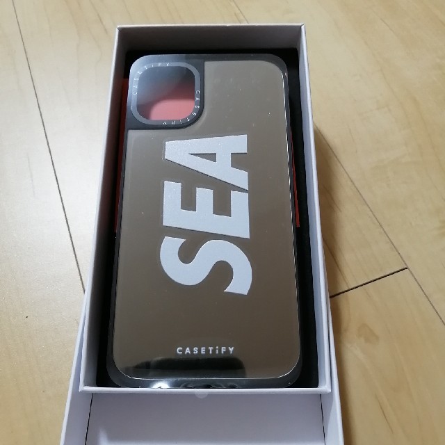 SEA(シー)のSEA スマホケース　iphone  11用　シルバー スマホ/家電/カメラのスマホアクセサリー(iPhoneケース)の商品写真