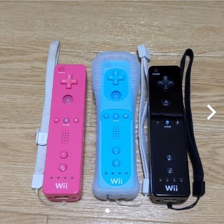 ウィー(Wii)のwii リモコン　3本セット(家庭用ゲーム機本体)