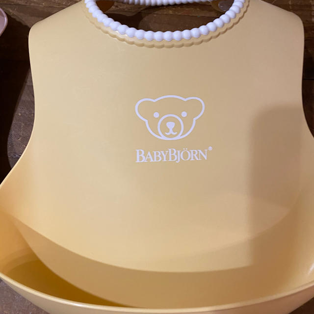 BABYBJORN(ベビービョルン)のベビービョルン　お食事エプロン キッズ/ベビー/マタニティの授乳/お食事用品(お食事エプロン)の商品写真