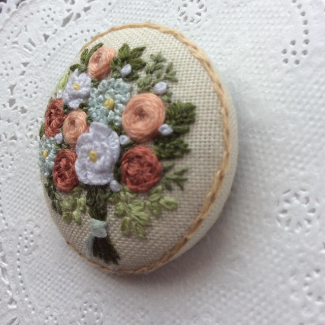 刺繍ブローチ ハンドメイドの通販 by たっくんM's shop|ラクマ