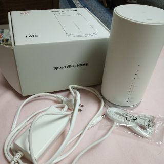 エーユー(au)のSpeed Wi-Fi HOME  L01s(PC周辺機器)