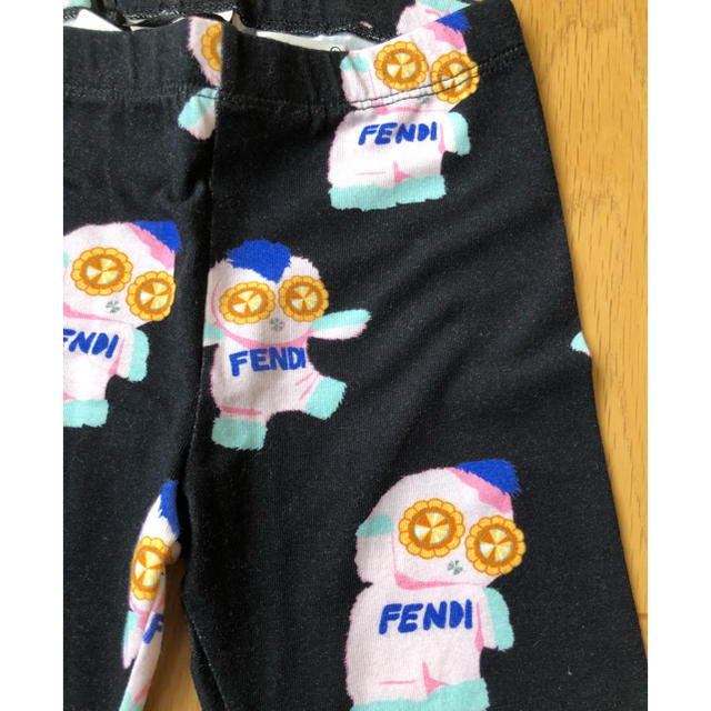 FENDI(フェンディ)のFendiレギンス キッズ/ベビー/マタニティのキッズ服女の子用(90cm~)(パンツ/スパッツ)の商品写真