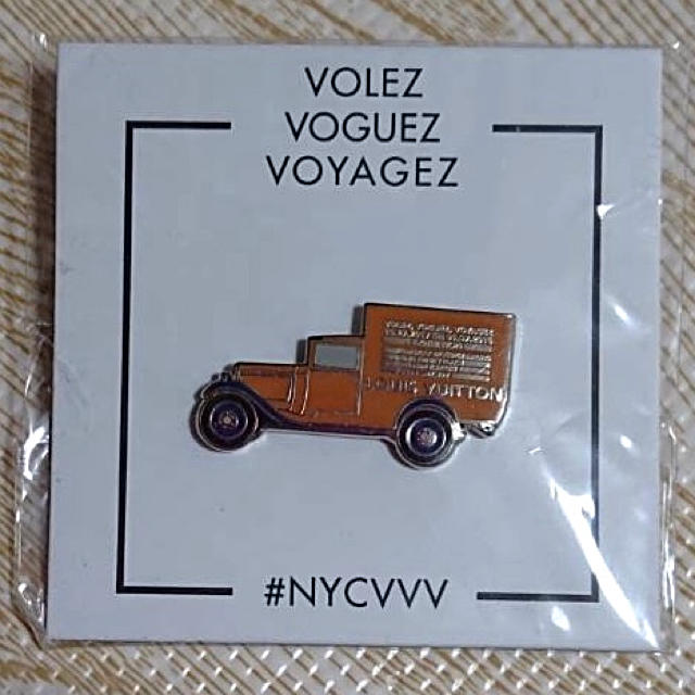 れなし 非売品 LOUIS VUITTON ルイヴィトン ピンバッチ TO2Lp
