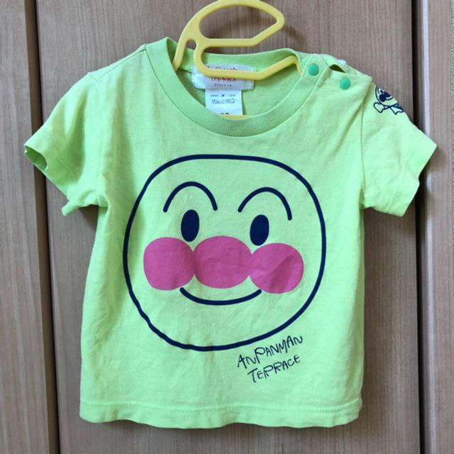 アンパンマン　Tシャツ キッズ/ベビー/マタニティのキッズ服男の子用(90cm~)(Tシャツ/カットソー)の商品写真