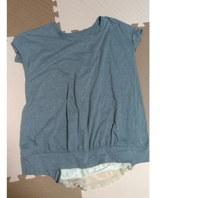 franche lippee(フランシュリッペ)のフランシュリッペ　後ろフリルTシャツ レディースのトップス(Tシャツ(半袖/袖なし))の商品写真