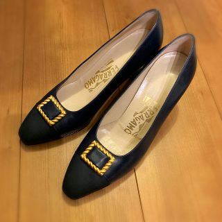 サルヴァトーレフェラガモ(Salvatore Ferragamo)のSalvatore Ferragamoサルバトーレ・フェラガモパンプス(ハイヒール/パンプス)