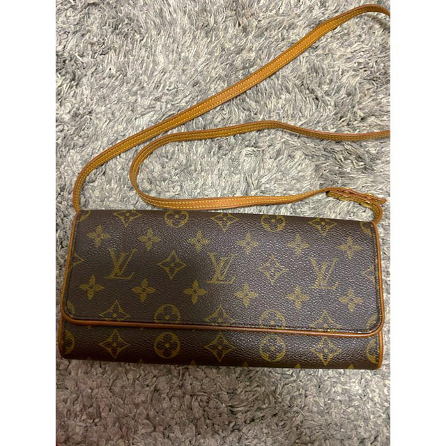 LOUIS VUITTON ショルダーバッグ