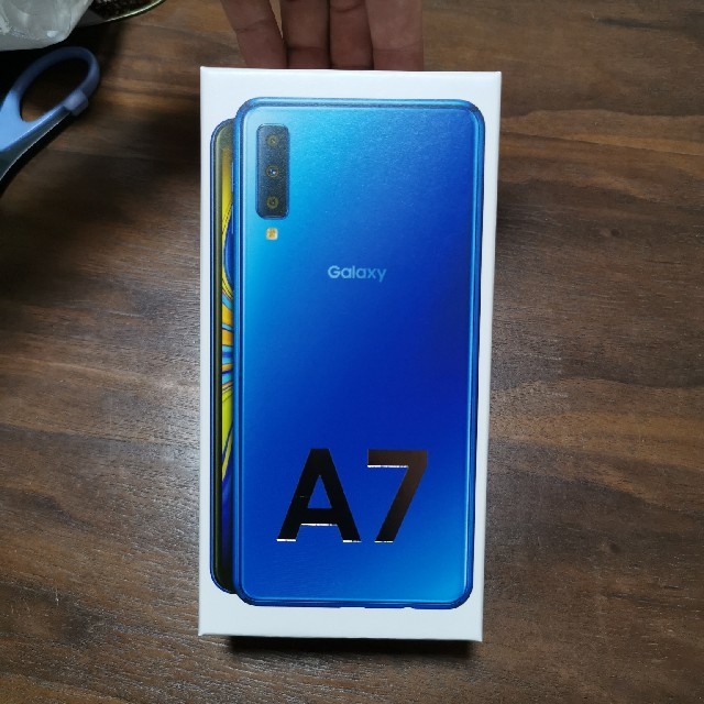 Galaxy A7 ブルー simフリー